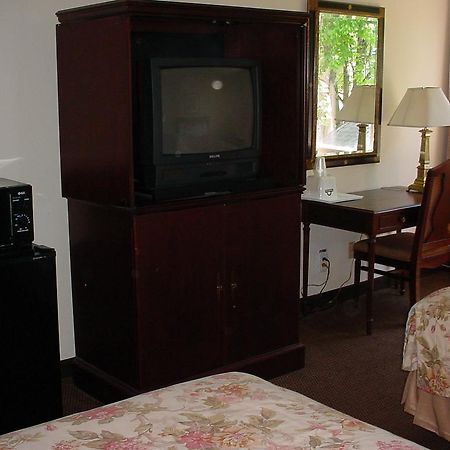 Rodeway Inn มอนต์โกเมอรี ห้อง รูปภาพ