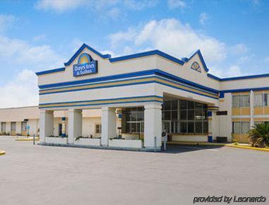 Rodeway Inn มอนต์โกเมอรี ภายนอก รูปภาพ